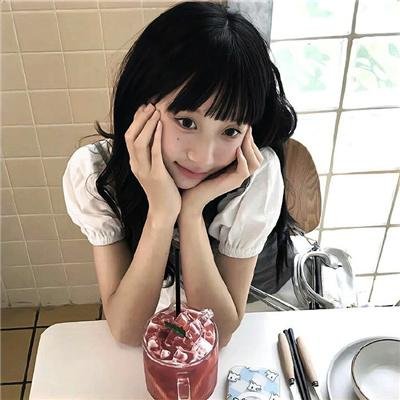 男性新娘子